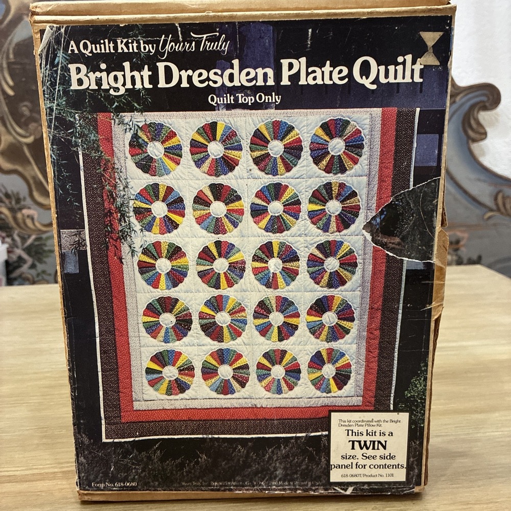 YOURS TRULY Twin Size Bright Dresden Plate Quilt Top Kit Unfinished READ DESC